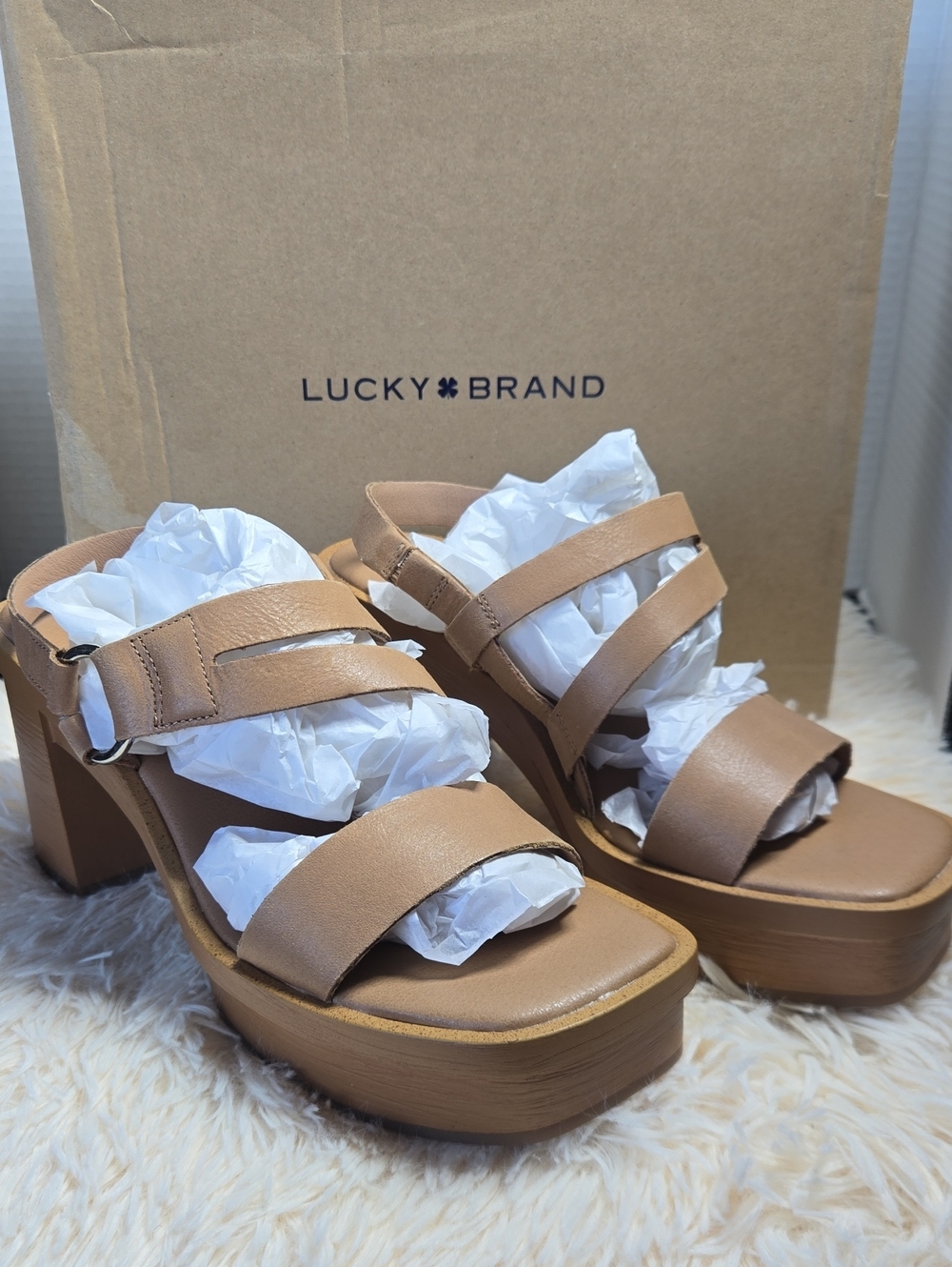 NWT Lucky Brand Tan Platform Block-Heel Sandals